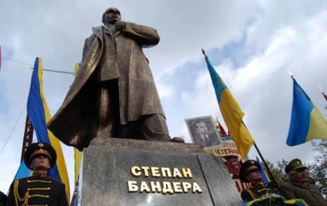 Историк Вятрович показал, что в Украине нет "культа Бандеры"