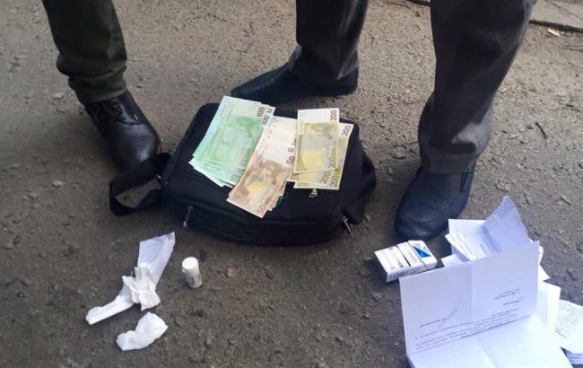 В Киеве на взятке &euro;8,5 тыс. "погорел" следователь