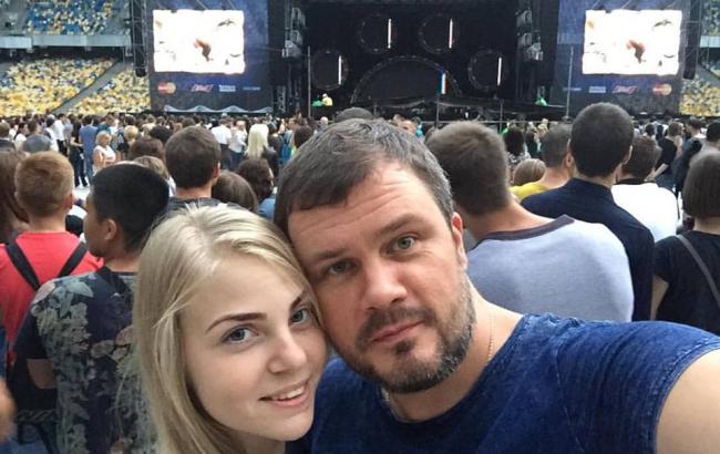 Известный украинский продюсер женился на молодой блондинке