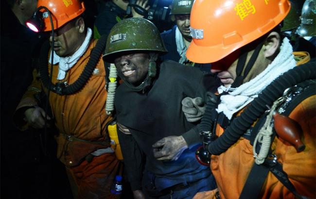 В результаті вибуху на шахті в Китаї загинули 10 осіб