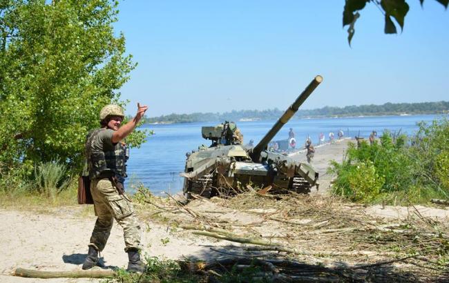 ВСУ будут сбивать все беспилотники в районе проведения учения "Летняя гроза-2016"