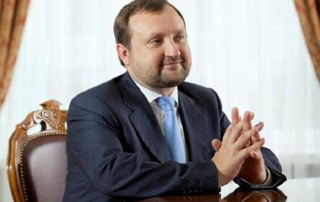 Суд отобрал у родственника экс-главы НБУ Арбузова 18 га леса