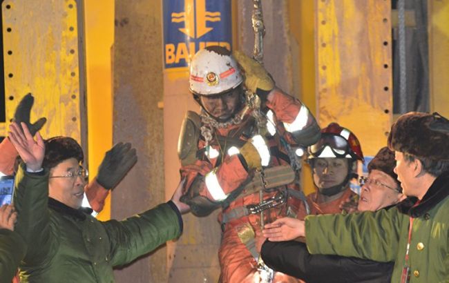 В Китае объявили погибшими 13 шахтеров после месяца поиска под завалами