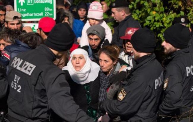 Німеччина скорочує прийом біженців з Афганістану через загрозу проникнення талібів