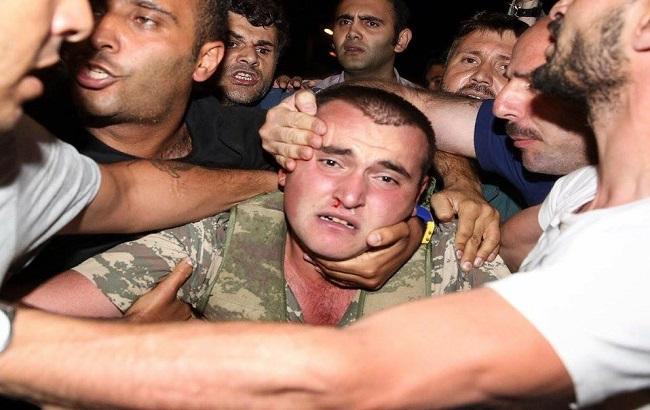 Военный переворот в Турции: число погибших увеличилось до 104 человек