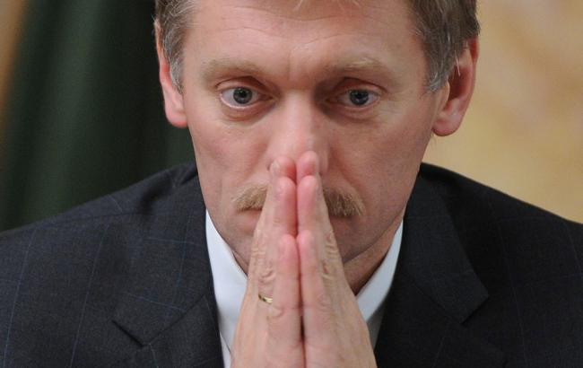 У Кремлі закликають не вживати слово "обвал" до ситуації з рублем