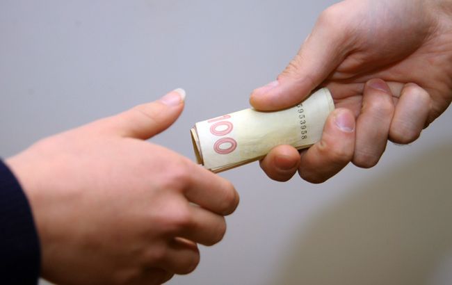 В Днепропетровске на взятке задержали руководителя налоговой инспекции