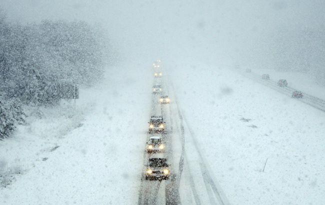 Снегопады в Украине: за сутки на дорогах травмировались 66 человек