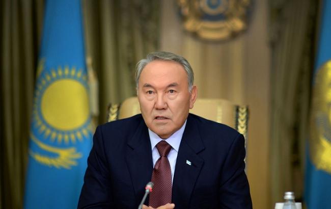 Назарбаев посетит Украину во второй половине 2016