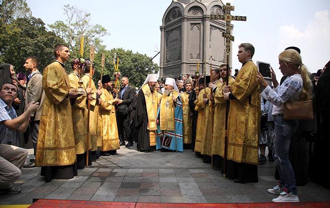 В УПЦ МП заявили, что власть препятствует прибытию участников крестного хода в Киев