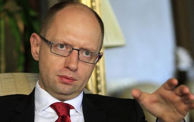 Яценюк готов убеждать нардепов голосовать за "стабилизационные" законы