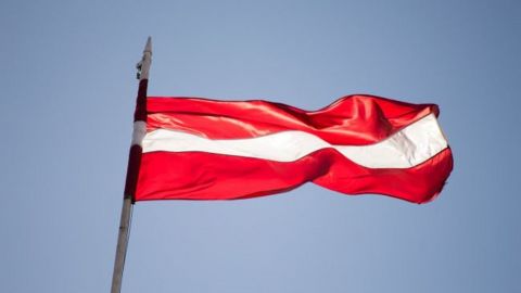 Посольство Латвии в Минске прекратило работу: как получить консульскую помощь