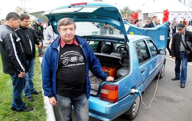 Житель Киевщины переделал "Славуту" в электромобиль