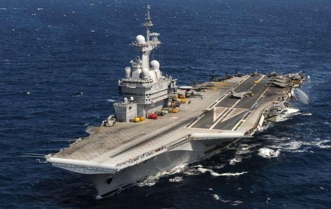 Франція задіяла авіаносець "Шарль де Голль" у боротьбі проти ІДІЛ