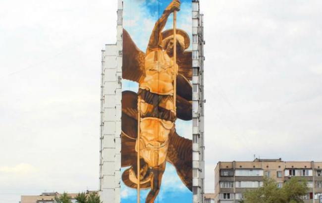 "Архангел Михаил": в Киеве появился новый мурал