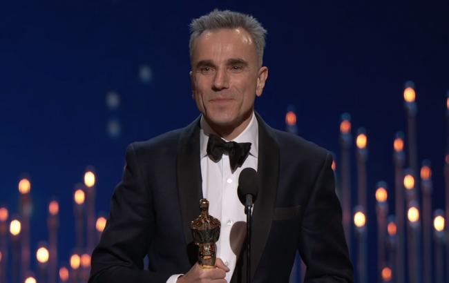 Единственный трехкратный лауреат "Оскара" уходит из кино