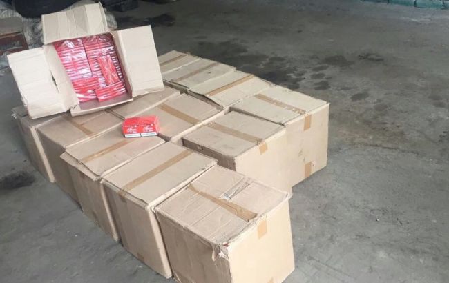 Прикордонники вилучили партію контрабандних сигарет з Росії