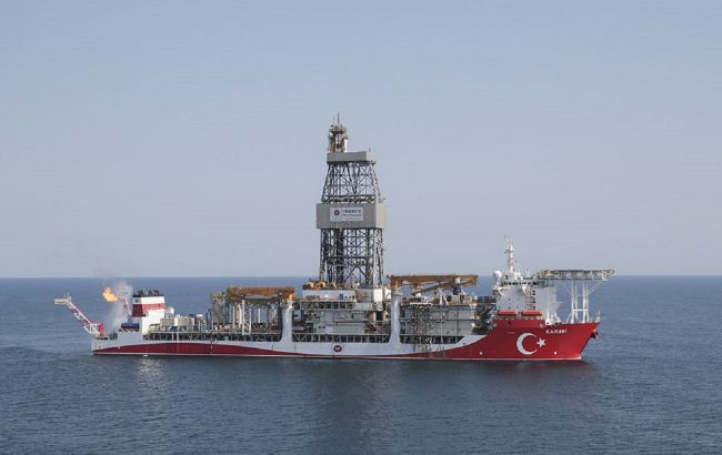 Турция рассчитывает использовать добытый на дне Черного моря газ с 2023 года