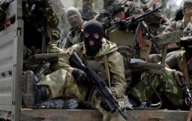 Из-за обстрела боевиками Красногоровки погиб 1 мирный житель, 3 ранены, - МВД