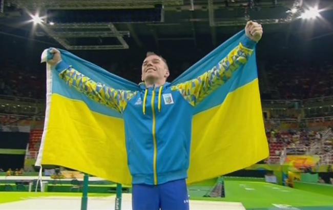 Порошенко привітав Верняєва з перемогою на Олімпіаді в Ріо