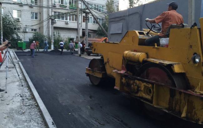 В России штрафуют за ремонт разбитых дорог