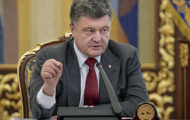 Порошенко в парламенте: больше всего меня раздражает коррупция