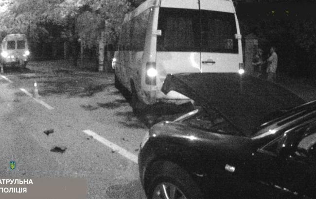 В Запорожье пьяный водитель маршрутки въехал в два автомобиля