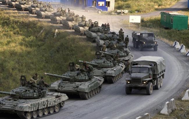 Из РФ на Донбасс зашли три колонны военной техники, - источник