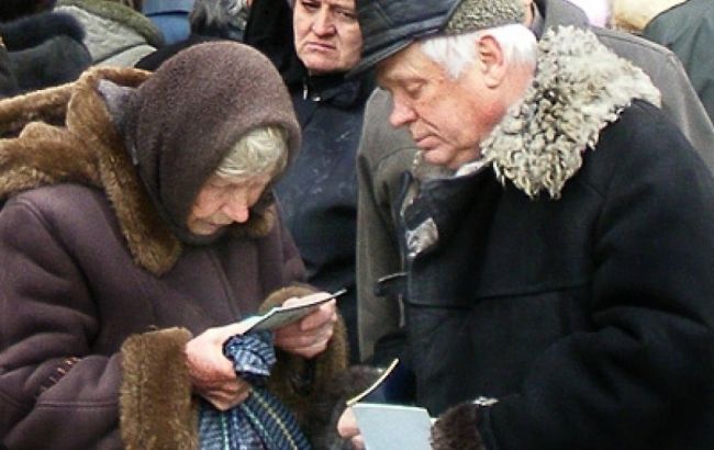 Суд зобов'язав Кабмін повернути соцвиплати жителям Донбасу