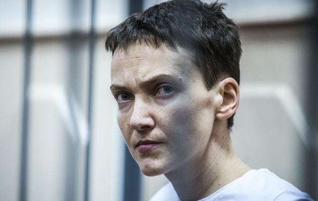 Савченко поставили крапельницю, щоб доставити в суд