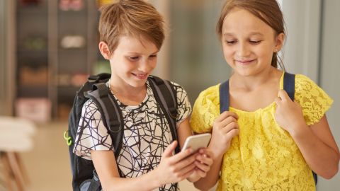 Учнівський квиток тепер у смартфоні: як працює Мрія ID та які пільги дає школярам