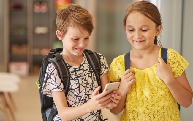 Ученический билет теперь в смартфоне: как работает Мрія ID и какие льготы дает школьникам