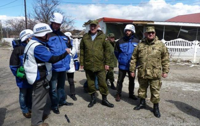 Украинская сторона в СЦКК просит РФ повлиять на боевиков и остановить наступление