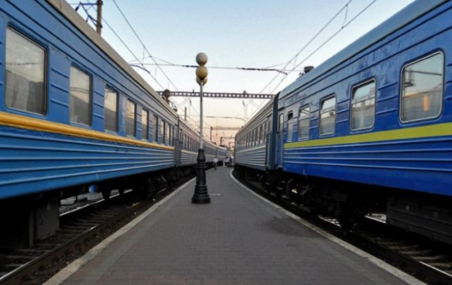 В Украине с 25 октября поезда будут курсировать по зимнему времени