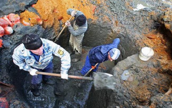 У Рівненській обл. прикордонники завадили незаконному видобутку бурштину