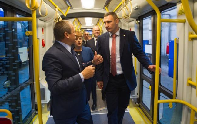 Киев планирует приобрести партию трамваев польского производства, - Кличко