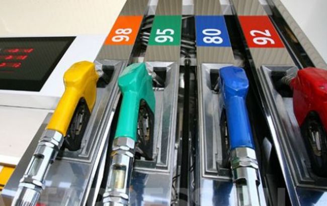 Ціни на АЗС в Києві 23 липня майже не змінилися