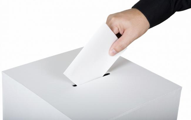 КВУ: на 11 дільницях у Вінниці не встановлені кабіни для голосування