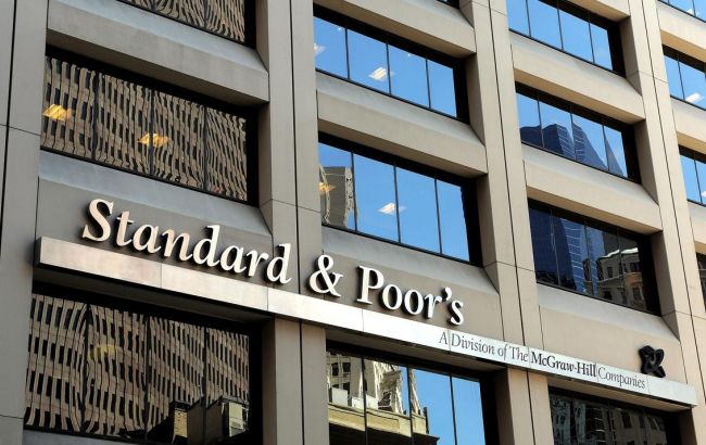 S&P погіршило прогноз падіння ВВП Росії до 3,6% в 2015 р
