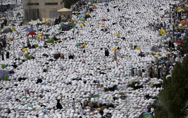 Лидер Ирана призвал ООН расследовать давку в Мекке