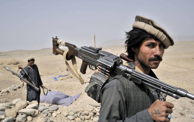 США снова допускает поставки Россией оружия талибам