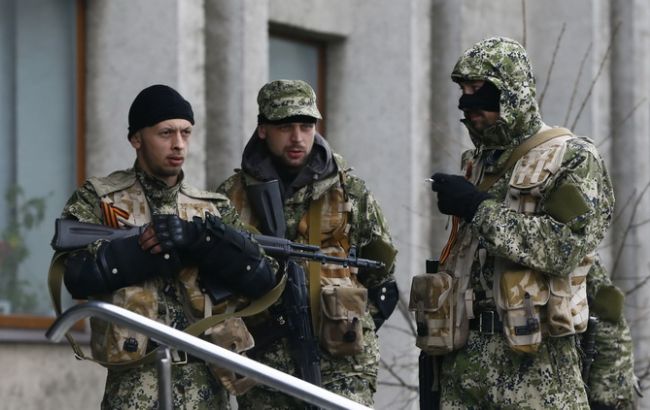 Розвідка повідомляє про розкрадання коштів РФ бойовиками на Донбасі