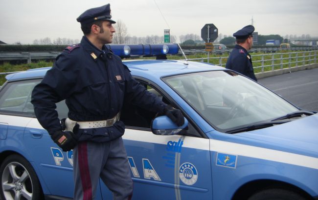На юге Италии в полицейском участке взорвалась бомба