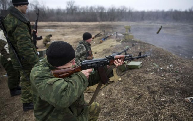 Боевики за день 4 раза обстреляли силы АТО на Донбассе