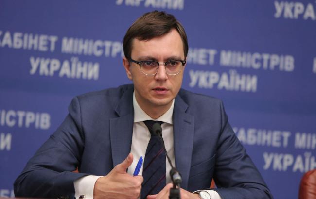 Омелян намерен переориентировать порты Украины с экспорта на транзит