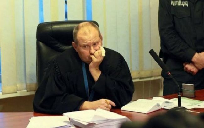 Судья Чаус не явился на допрос
