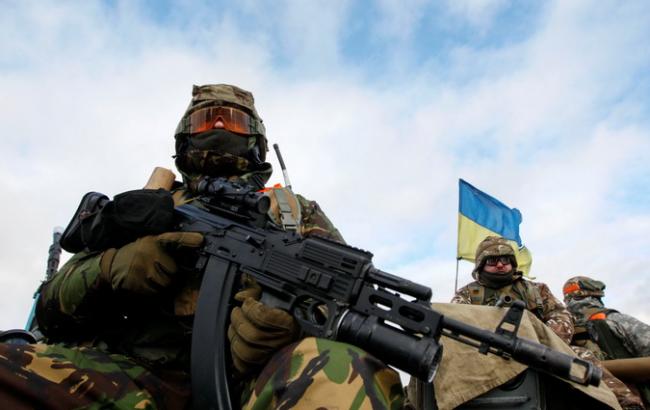 Боевики обстреляли из минометов силы АТО под Донецком и Мариуполем