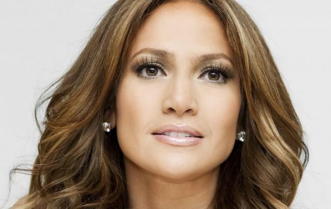 Певица Дженнифер Лопес отметила Хэллоуин в костюме ниндзя