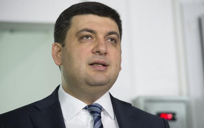 Гройсман встретится с Ахметовым из-за проблемы на таможне