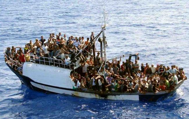 У п'ятницю берегова охорона Італії врятувала понад 2 тис. мігрантів у Середземному морі